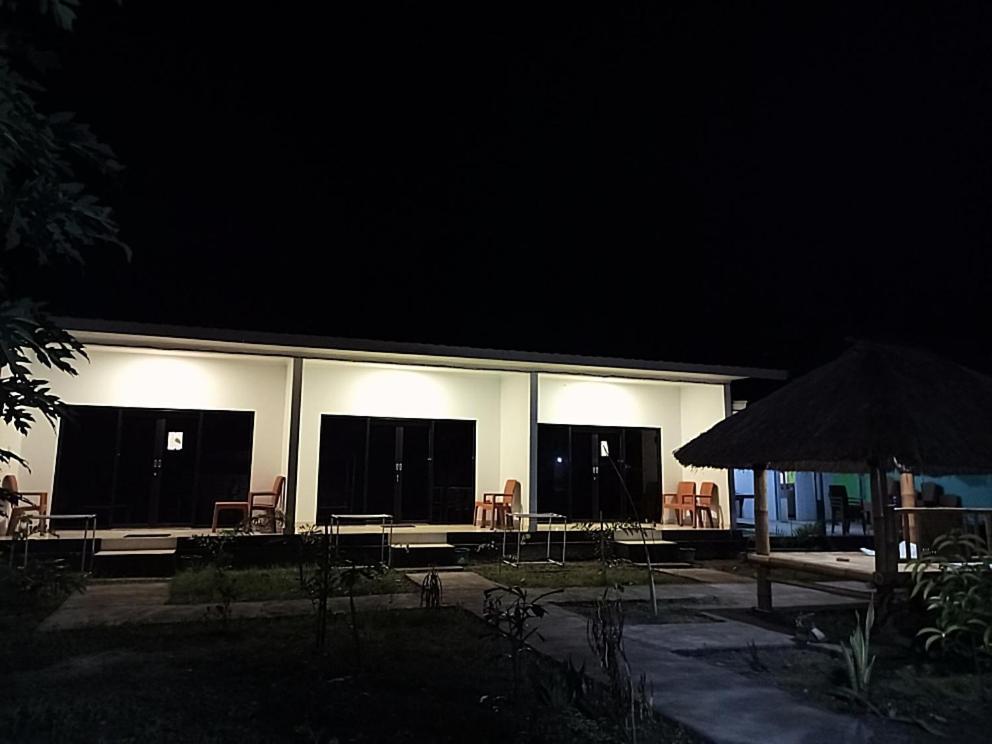 Simpang Hostel Kuta  Exterior foto